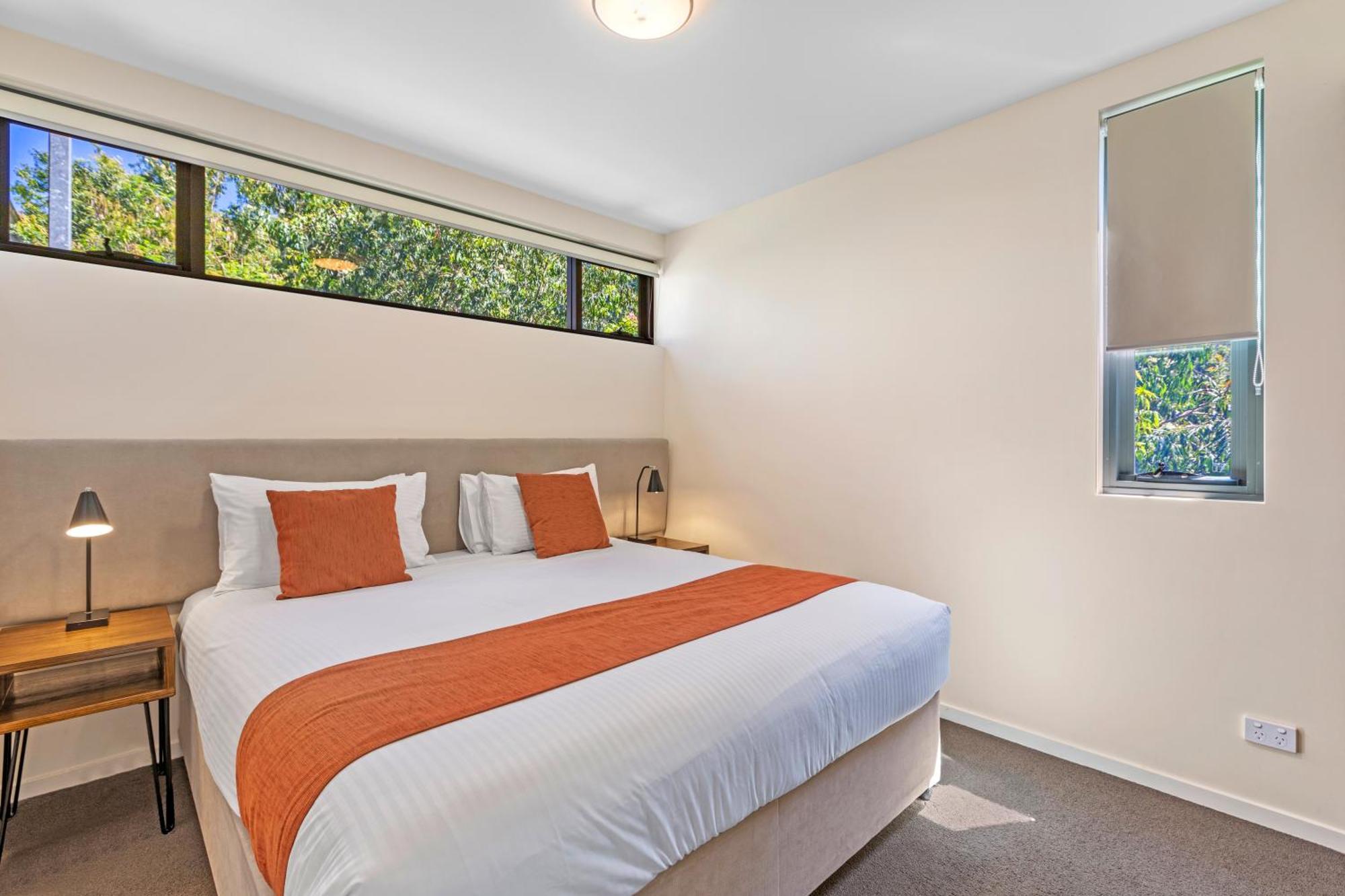알티튜드 온 몬트빌 호텔 객실 사진 A bedroom at the hotel