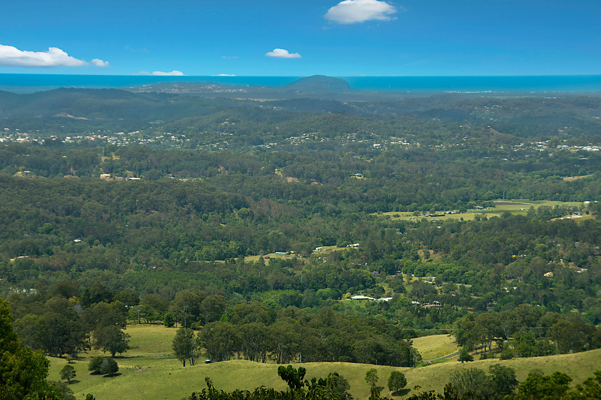 알티튜드 온 몬트빌 호텔 외부 사진 View from the summit of Mount Coolum